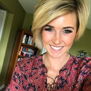 Meet your Posher, Gabriella